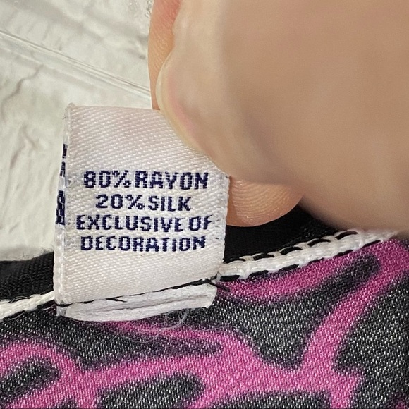 ROBERT GRAHAM - POLY / SILK BLEND VIBRANT TOP / TUNIC - STYLE IS CABIRIA - B1 - Picture 14 of 15